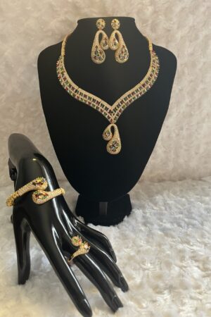 Zuri Crown Set 001