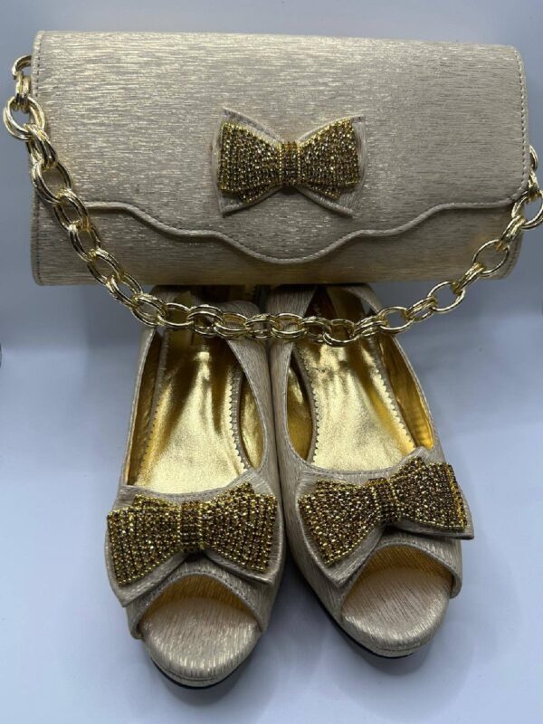 Italian Champagne Gold Bow Shoes and Matching Clutch Set